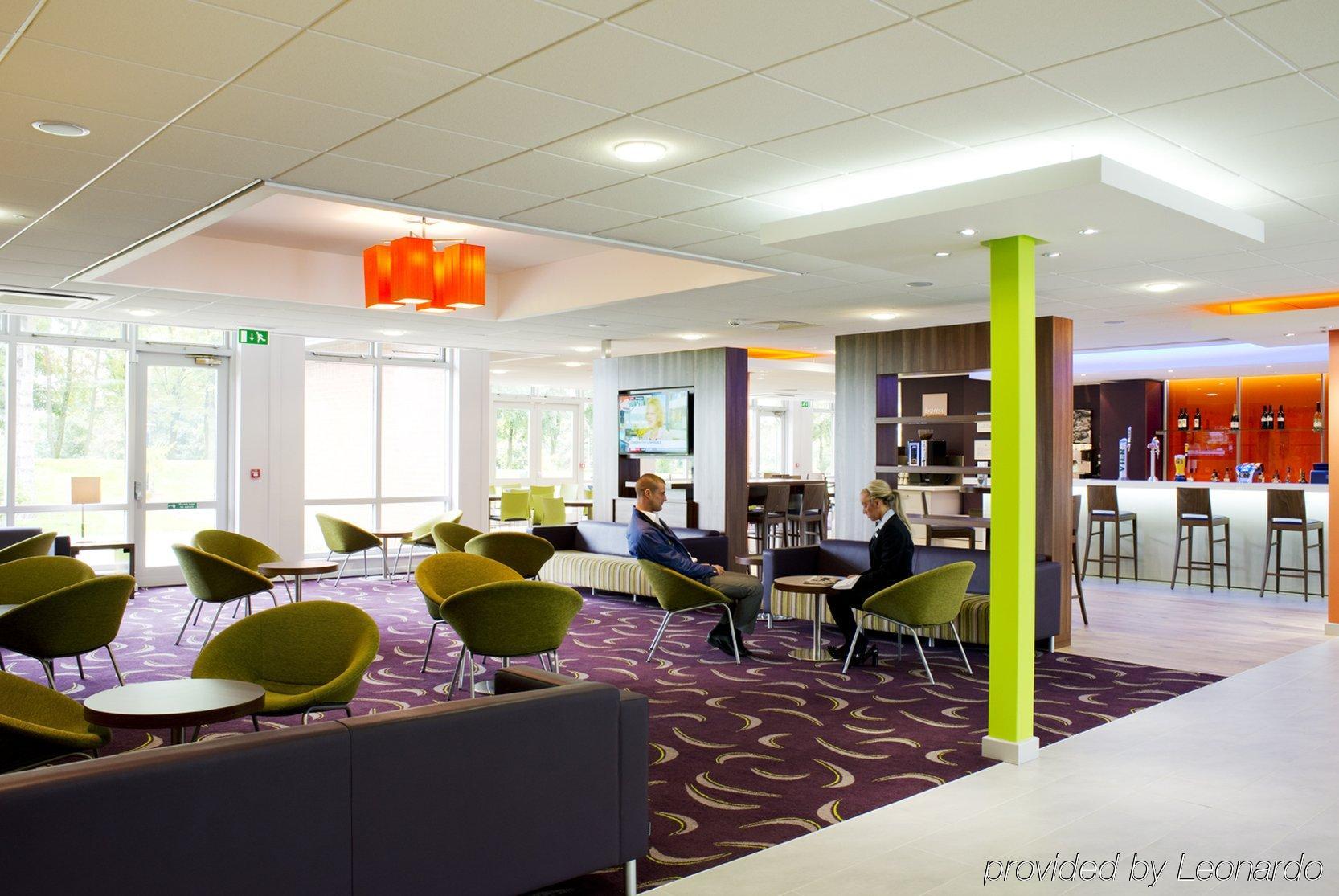 Holiday Inn Express Preston South, An Ihg Hotel Eksteriør billede