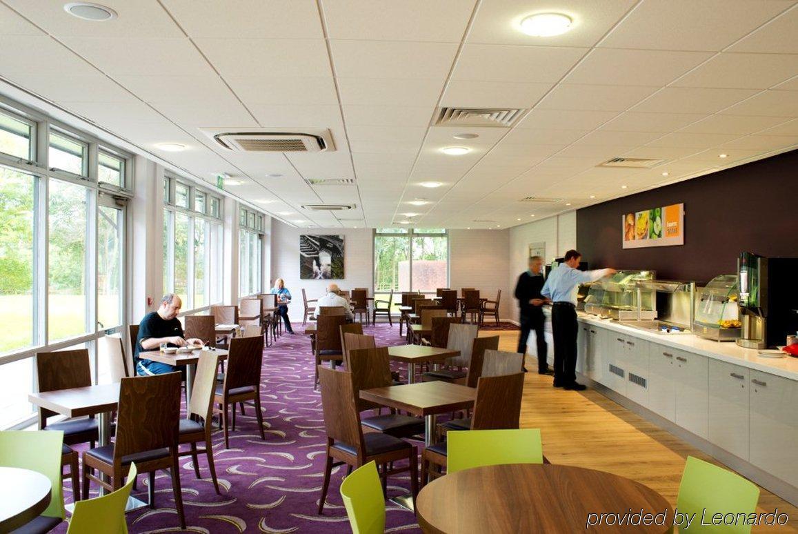 Holiday Inn Express Preston South, An Ihg Hotel Eksteriør billede